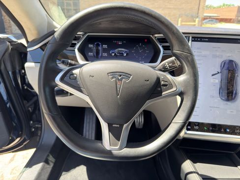 Used 2013 Tesla Model S Performance RWD image 11