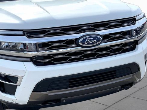 Used 2024 Ford Expedition Max King Ranch AWD/4WD image 30