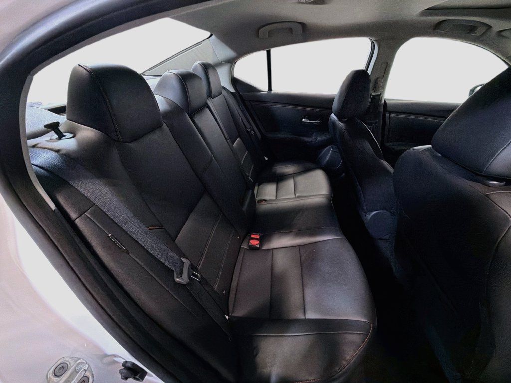 Used 2024 Nissan Sentra SR w/ SR Premium Package FWD image 28