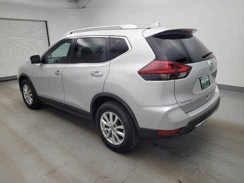 Used 2018 Nissan Rogue SV w/ Premium Package AWD/4WD image 3
