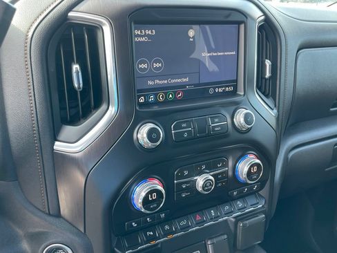 Used 2020 GMC Sierra 1500 AT4 w/ AT4 Premium Package AWD/4WD image 16