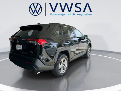 Used 2024 Toyota RAV4 XLE FWD image 8