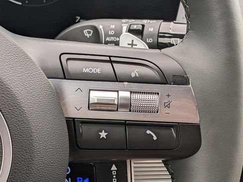 New 2025 Hyundai Tucson Limited image 23