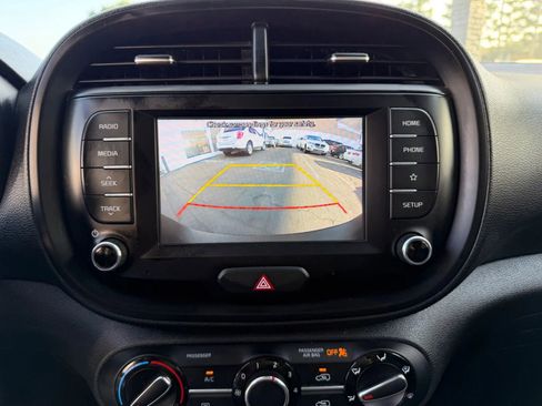Used 2020 Kia Soul LX image 33