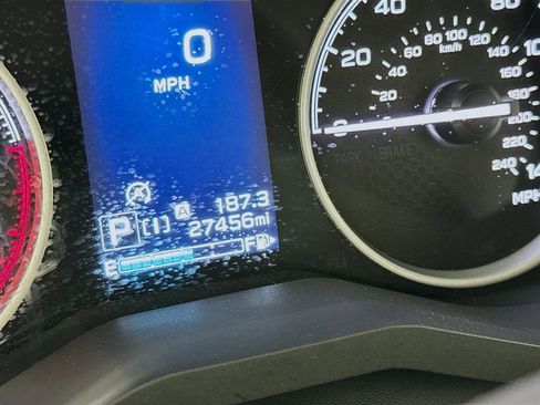 Used 2024 Subaru Forester Premium image 12