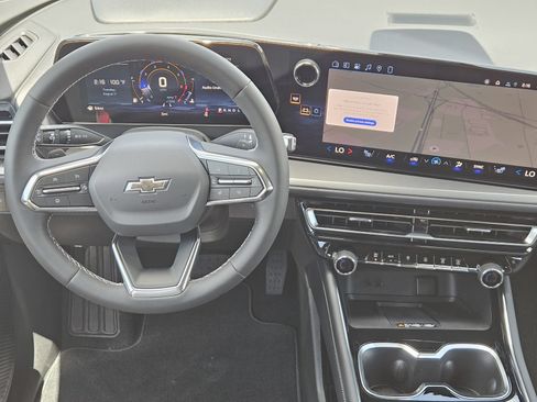 New 2027 Chevrolet Traverse LT w/ Midnight/Sport Edition FWD image 26