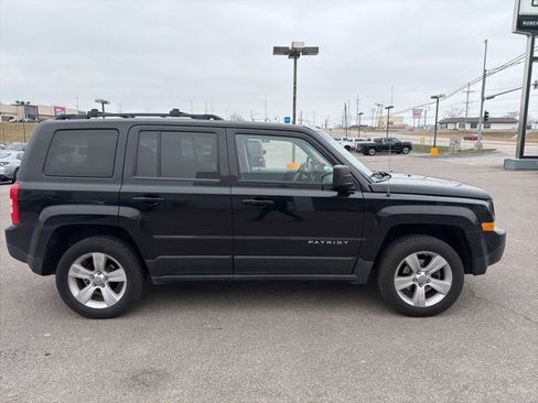 Used 2012 Jeep Patriot Latitude image 11