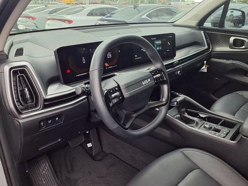 Certified 2026 Kia Sorento EX w/ EX Premium Package FWD image 15
