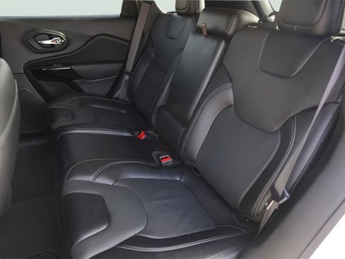 Used 2023 Jeep Cherokee Altitude Lux w/ Lux Elite Package image 27