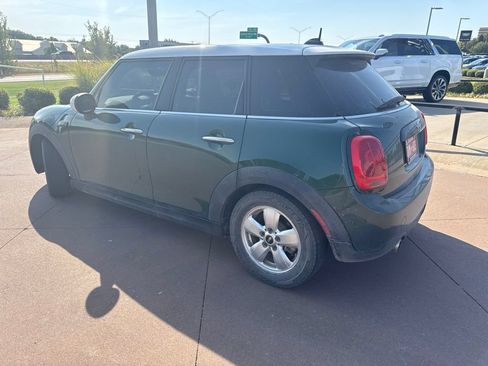 Used 2017 MINI Cooper 4-Door Hardtop FWD image 5