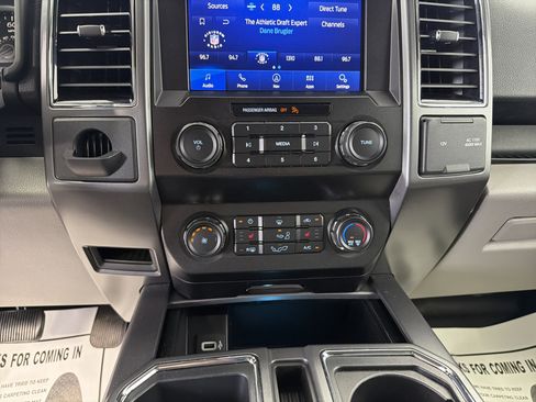 Used 2020 Ford F150 XLT w/ Equipment Group 302A Luxury image 10