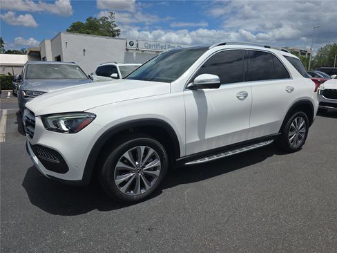 Used 2023 Mercedes-Benz GLE 350 4MATIC w/ Premium Package image 9