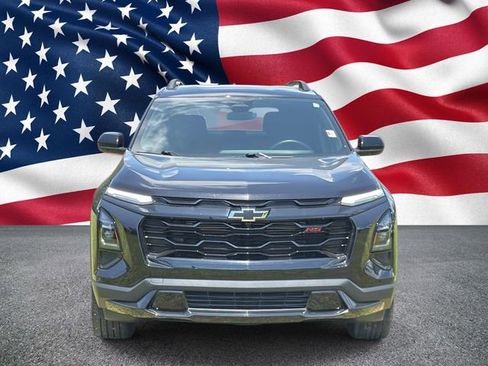 Used 2026 Chevrolet Equinox RS FWD image 3