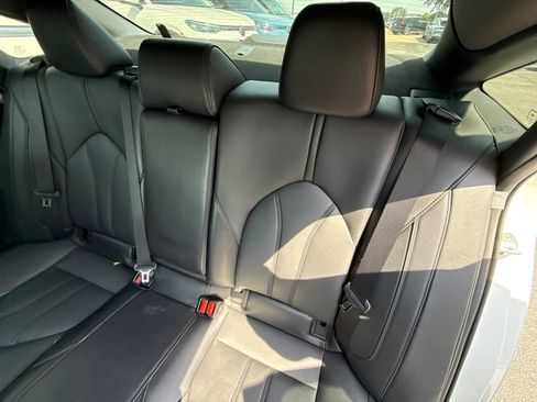 Used 2022 Toyota Avalon XLE FWD image 23