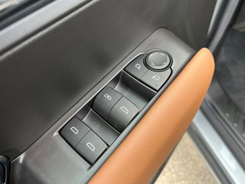 New 2025 GMC Canyon AT4 image 11