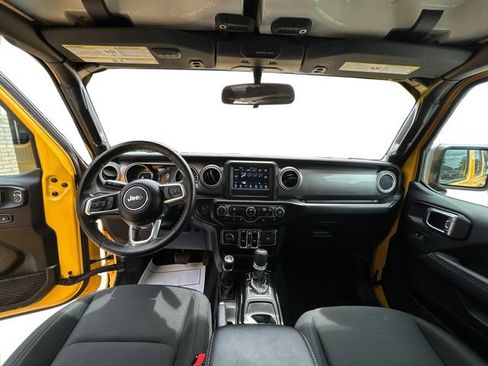 Used 2021 Jeep Wrangler Unlimited Sahara AWD/4WD image 21