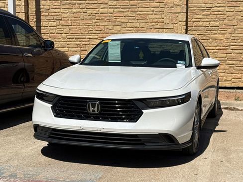 Used 2023 Honda Accord LX image 1