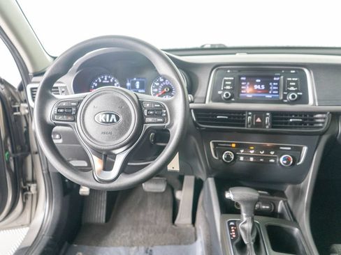 Used 2016 Kia Optima LX FWD image 12