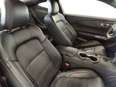 Used 2024 Ford Mustang Premium image 34