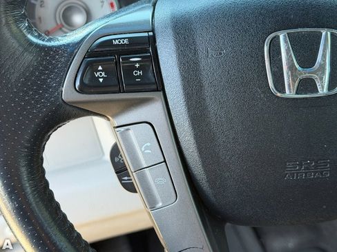 Used 2012 Honda Pilot Touring image 12