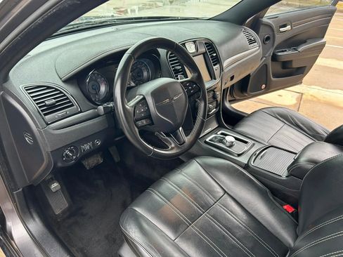 Used 2016 Chrysler 300 S AWD/4WD image 15