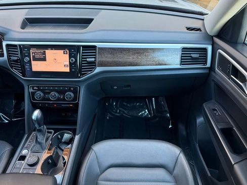 Used 2019 Volkswagen Atlas SEL Premium image 24