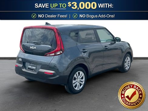 Used 2022 Kia Soul LX FWD image 7
