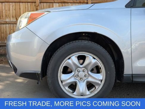 Used 2014 Subaru Forester 2.5i AWD/4WD image 10