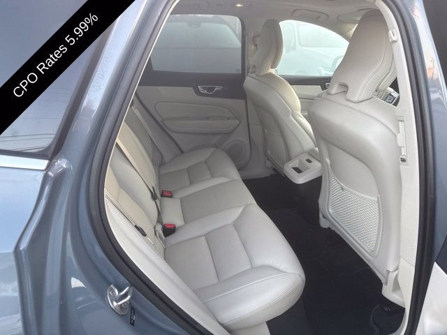 Certified 2023 Volvo XC60 B5 Core w/ Climate Package AWD/4WD image 5