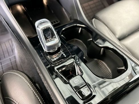 Used 2026 Volvo XC40 B5 Ultra w/ Climate Package AWD/4WD image 20