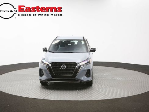Used 2023 Nissan Kicks SR w/ SR Premium Package FWD image 52