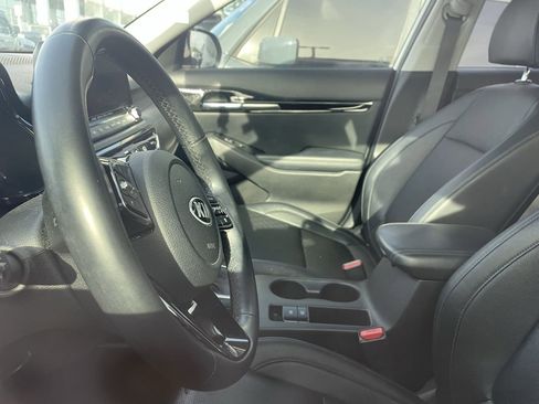 Used 2021 Kia Seltos SX AWD/4WD image 5