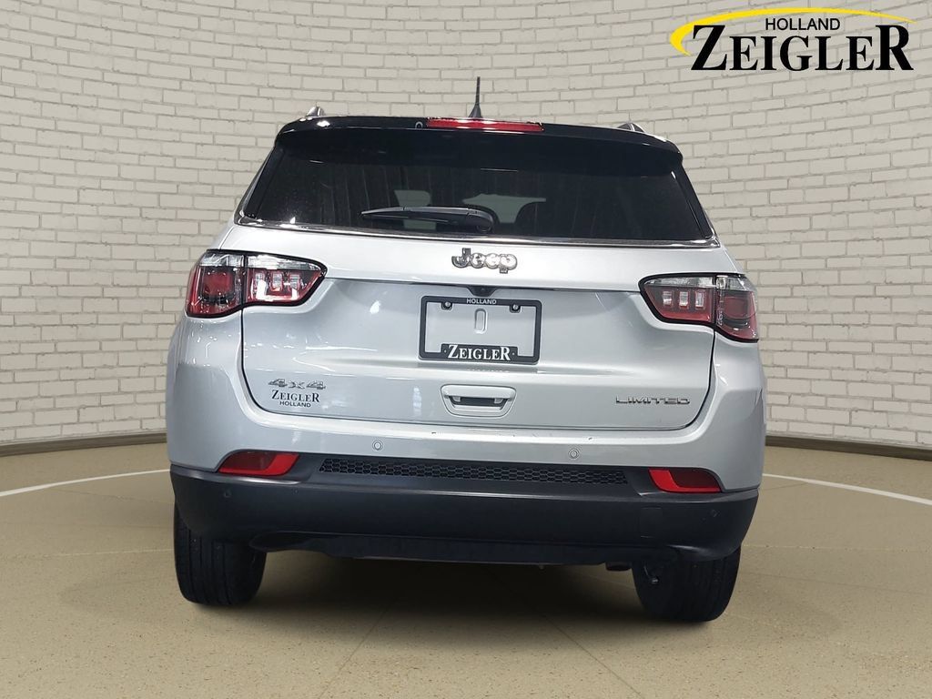 Used 2025 Jeep Compass Limited AWD/4WD image 6