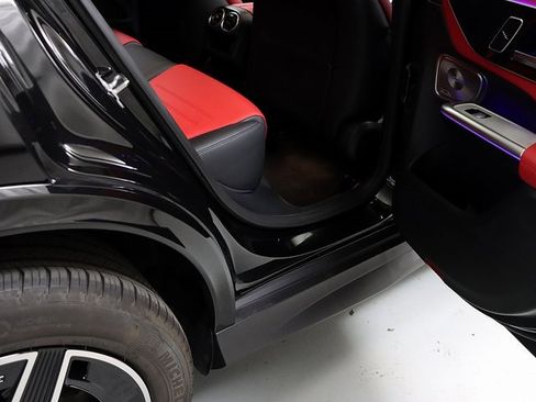 Certified 2025 Mercedes-Benz GLC 300 4MATIC image 31