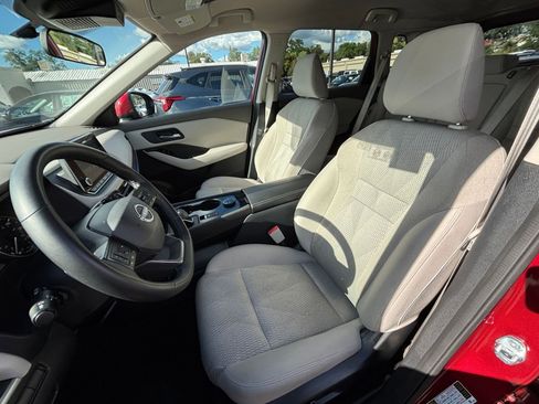 Used 2025 Nissan Rogue SV AWD/4WD image 38