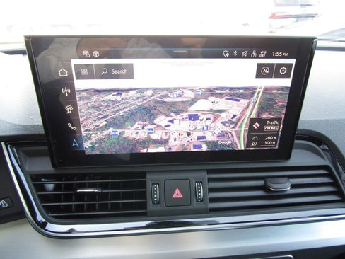 New 2024 Audi Q5 e Premium Plus image 19