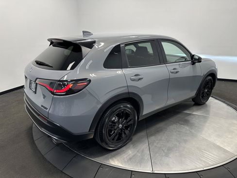 Certified 2026 Honda HR-V Sport image 7