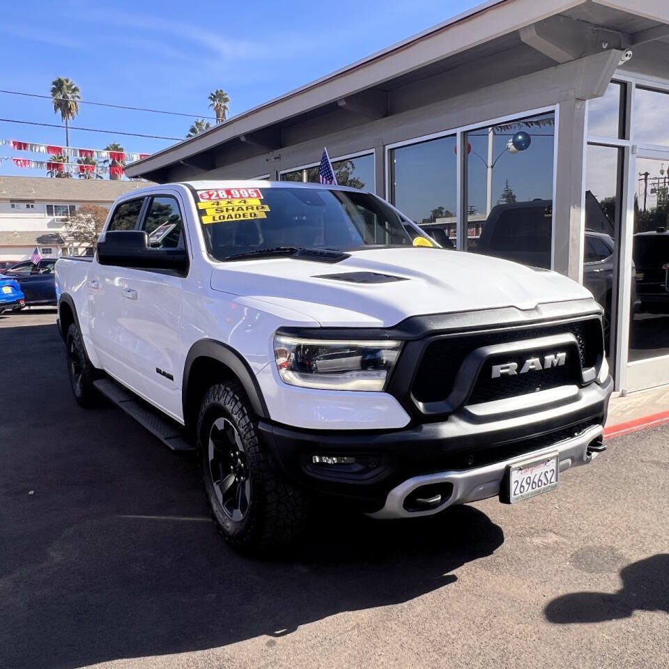 Used 2019 RAM 1500 Rebel w/ Rebel Level 2 Equipment Group AWD/4WD image 2
