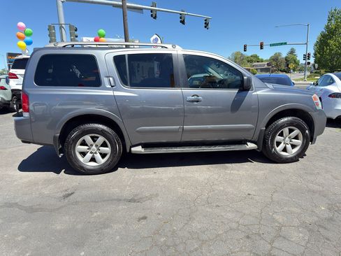 Used 2015 Nissan Armada SV AWD/4WD image 9