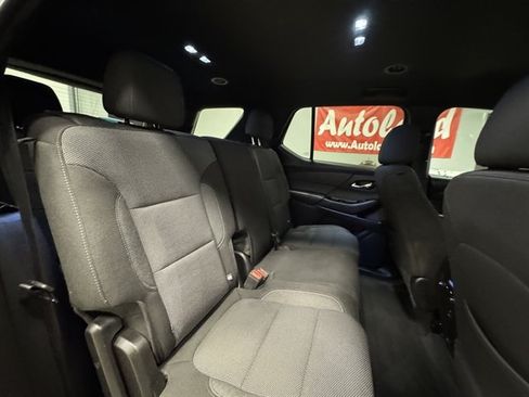 Used 2023 Chevrolet Traverse LT AWD/4WD image 16