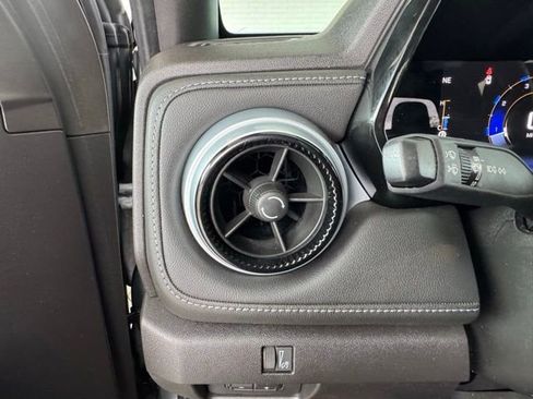 Used 2023 Chevrolet Colorado LT w/ LT Convenience Package II image 35