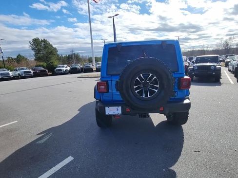 Used 2025 Jeep Wrangler Unlimited Rubicon image 8