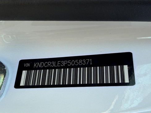 Used 2023 Kia Niro EX Touring image 27