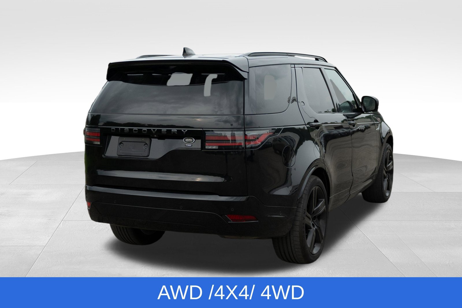 Used 2023 Land Rover Discovery HSE R-Dynamic AWD/4WD image 13
