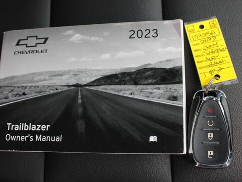 Used 2023 Chevrolet TrailBlazer ACTIV FWD image 46