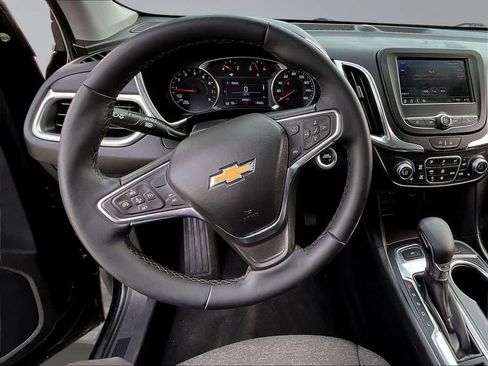 Used 2024 Chevrolet Equinox LT AWD/4WD image 10