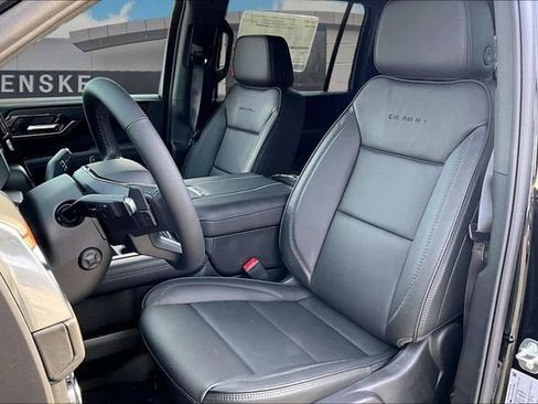 New 2026 GMC Yukon XL Denali w/ Sun & Power Step Package image 11