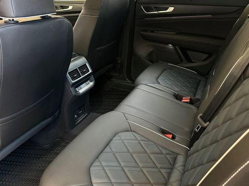 New 2025 Volkswagen Atlas Cross Sport SEL Premium R-Line image 10