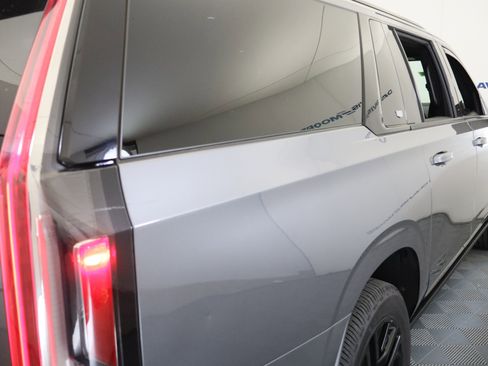 Used 2021 Cadillac Escalade ESV Sport w/ Driver Assist Tech Package image 7