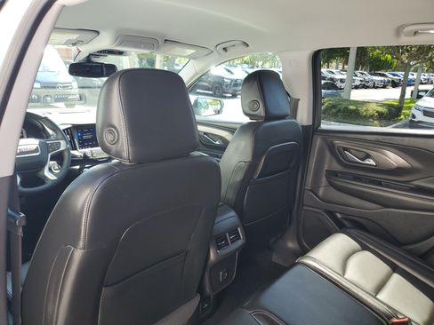 Certified 2023 GMC Terrain SLT FWD image 13